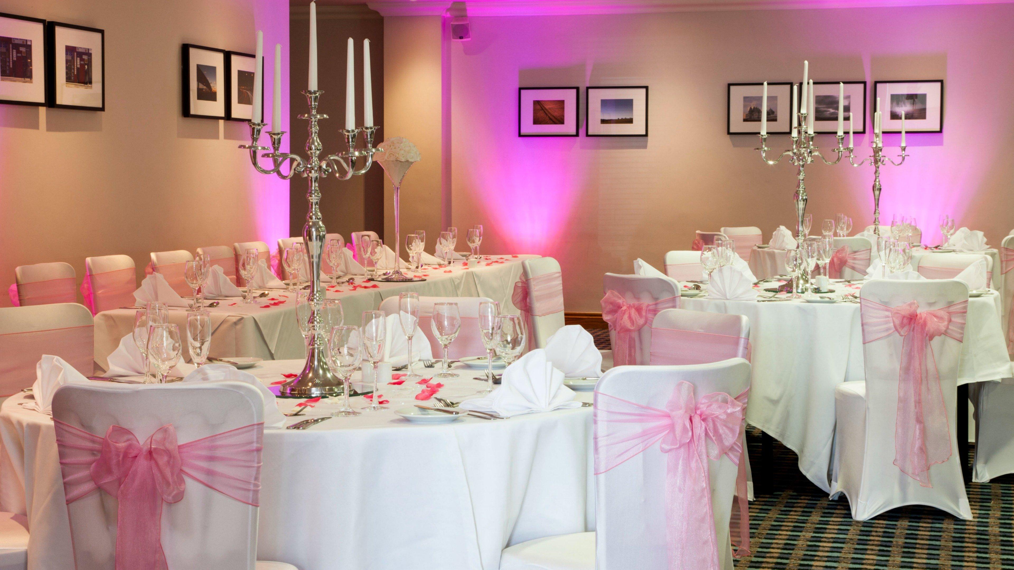 Holiday Inn Swindon By Ihg Εξωτερικό φωτογραφία
