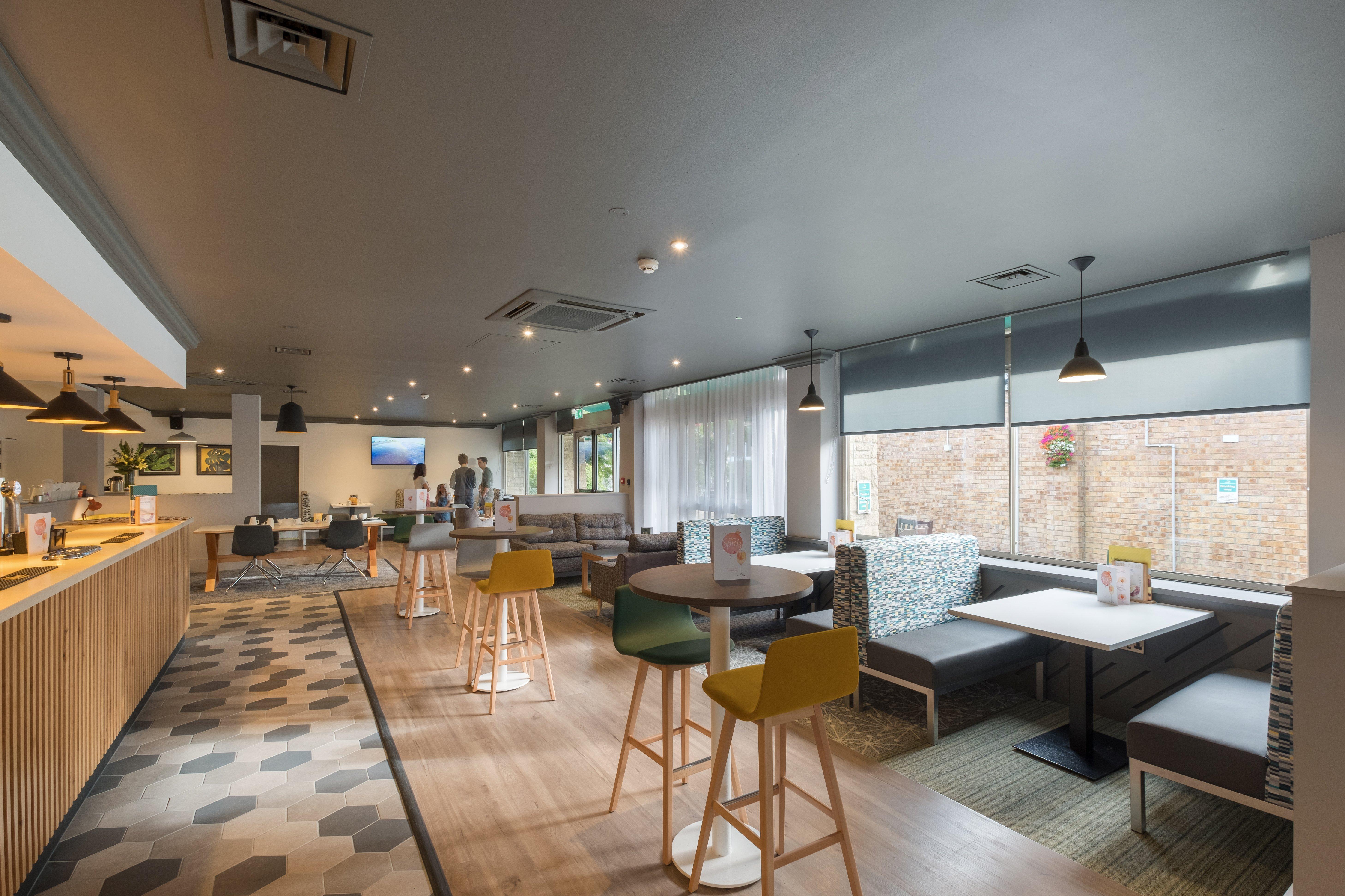 Holiday Inn Swindon By Ihg Εξωτερικό φωτογραφία