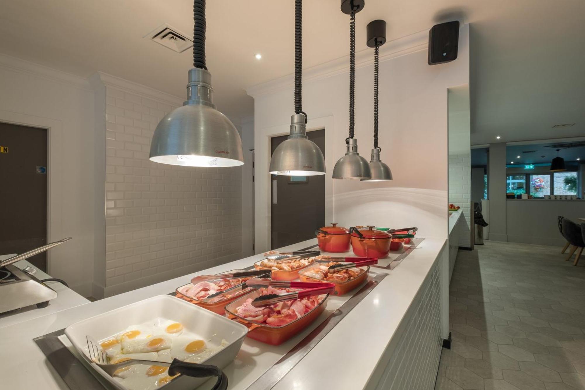 Holiday Inn Swindon By Ihg Εξωτερικό φωτογραφία