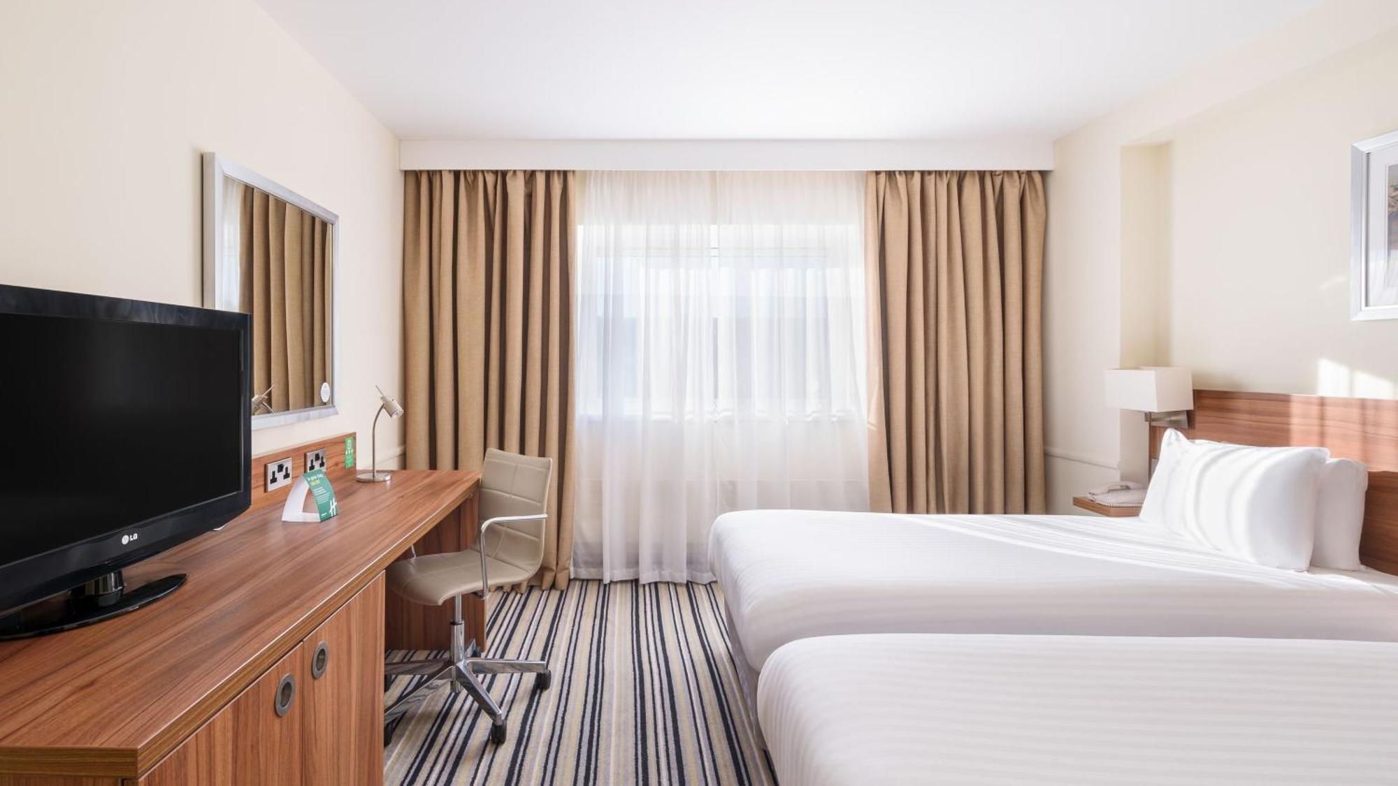 Holiday Inn Swindon By Ihg Εξωτερικό φωτογραφία
