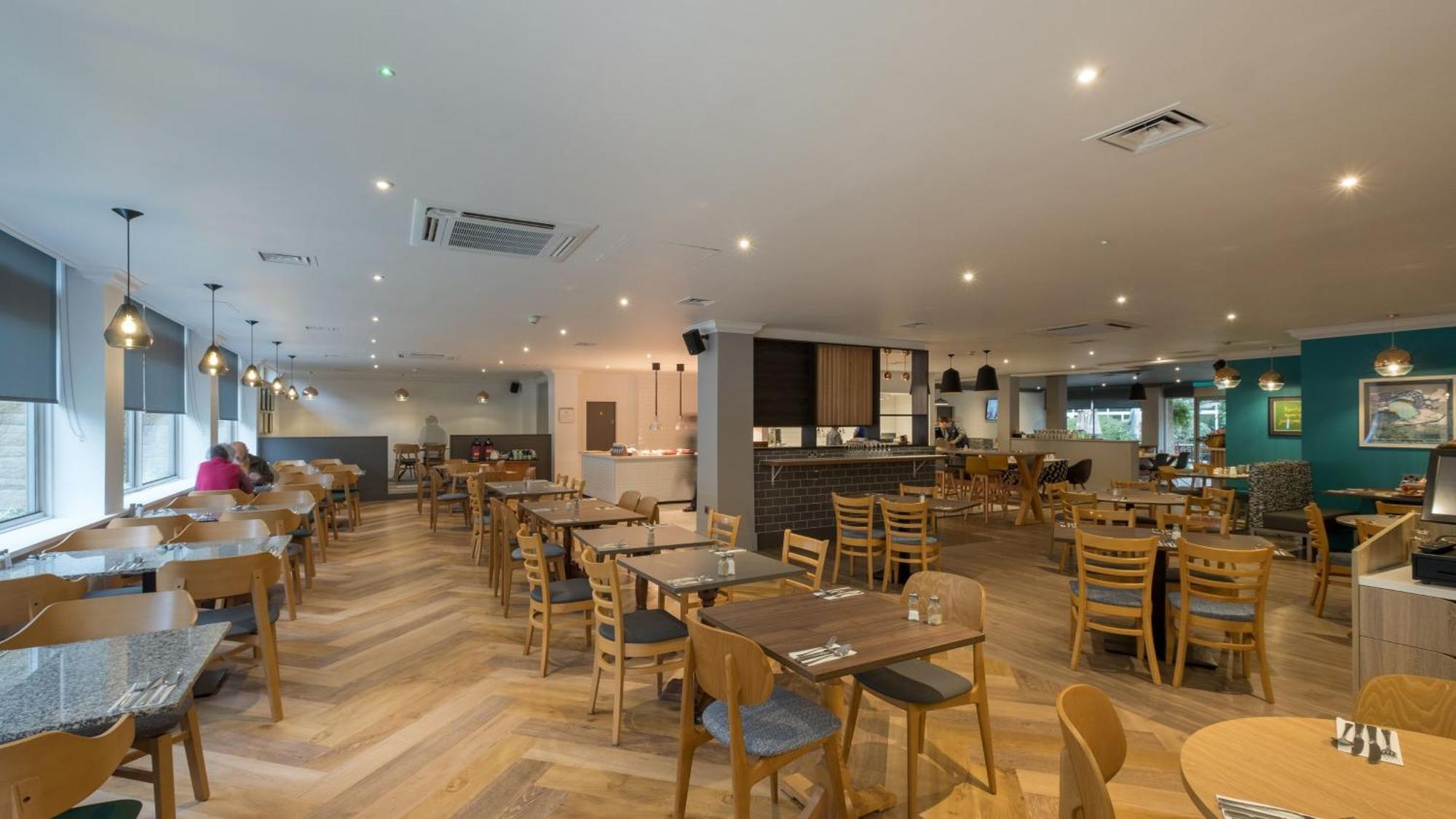 Holiday Inn Swindon By Ihg Εξωτερικό φωτογραφία