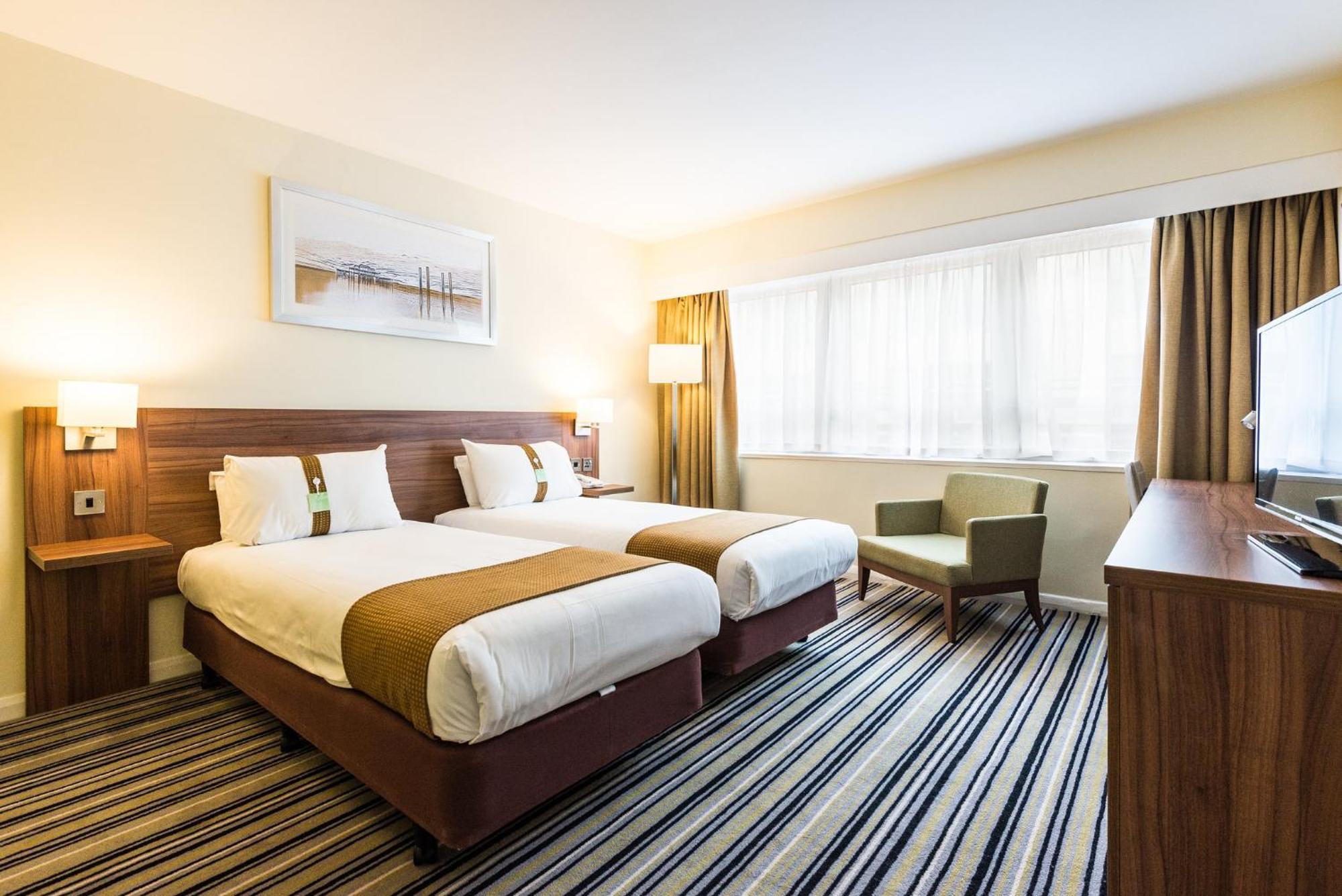 Holiday Inn Swindon By Ihg Εξωτερικό φωτογραφία